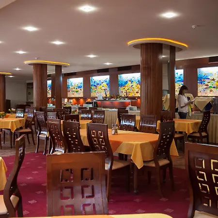 Отель Park Perla 4*