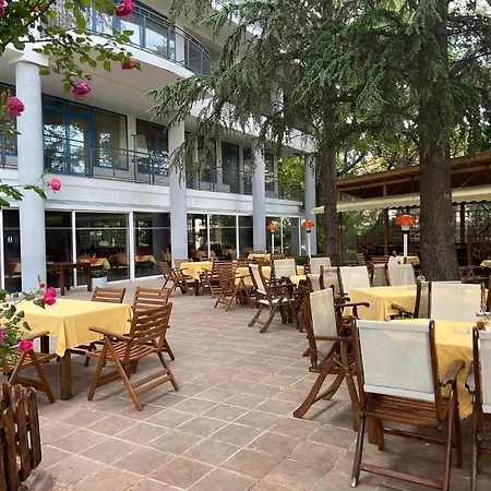Hotel Park Perla 3*
